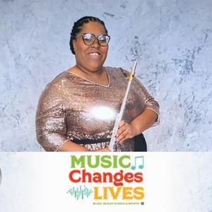 Meet your Posher, Alexis